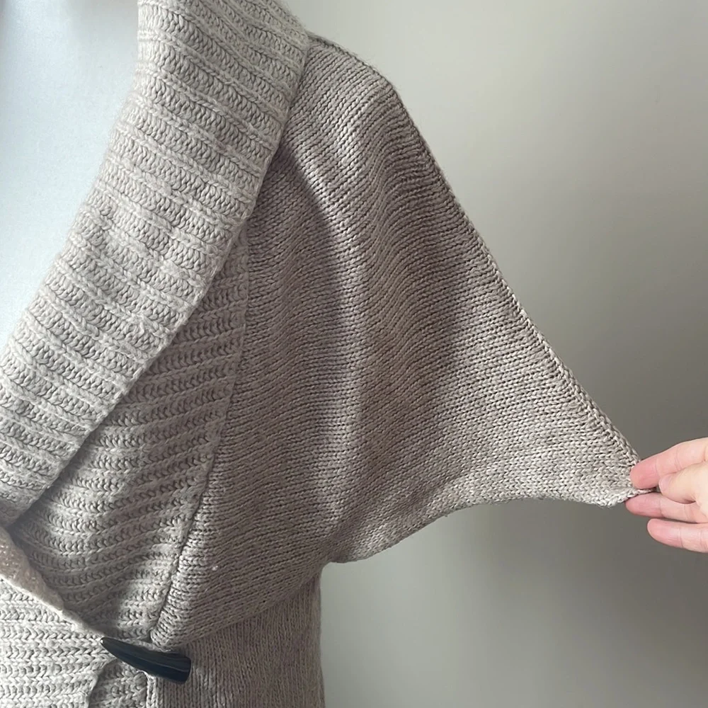Smart Set Cardigan - Picture 4 of 12